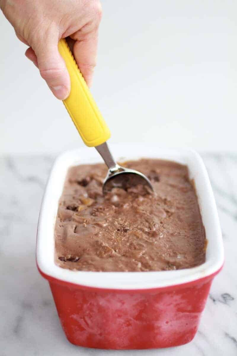 Chocolate Peanut Butter Swirl Fudge Brownie Ice Cream https://body-metrics.site/