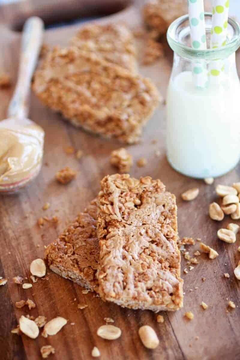 Crunchy Oatmeal Peanut Butter Oats 'n Honey Bars | https://body-metrics.site/