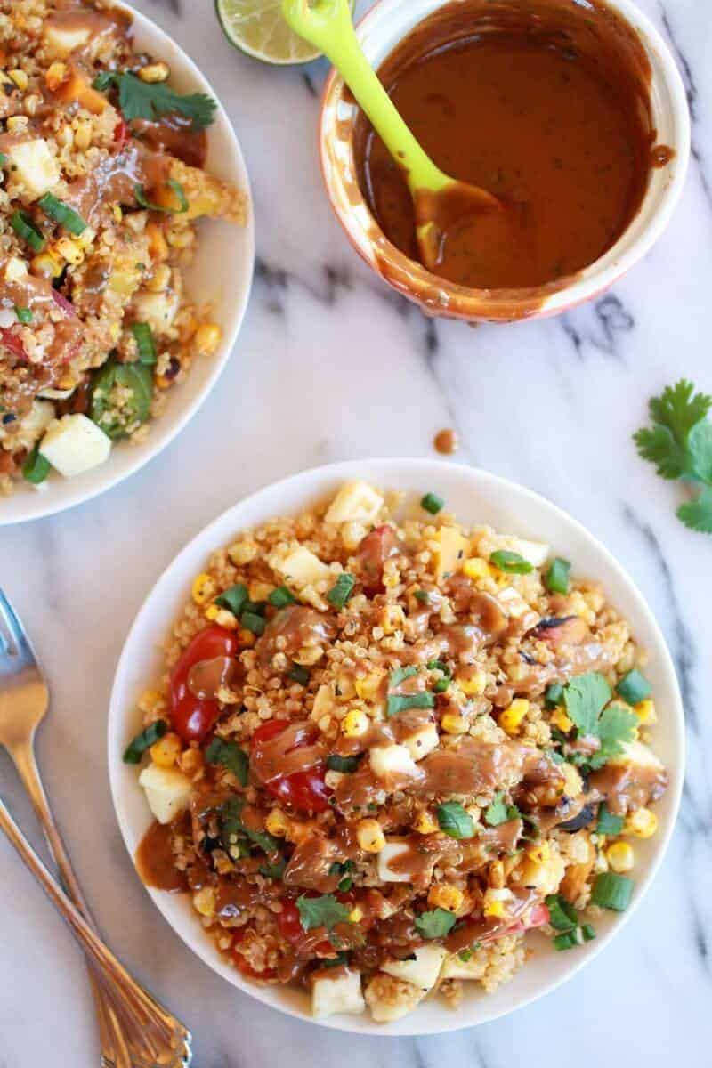 BBQ Grilled Corn, Jalapeño and Peach Quinoa Salad | https://body-metrics.site/