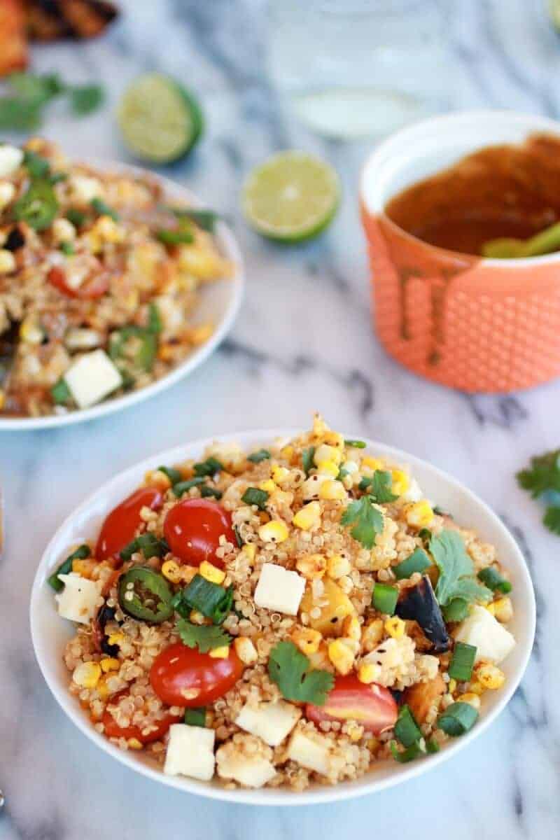 BBQ Grilled Corn, Jalapeño and Peach Quinoa Salad | https://body-metrics.site/