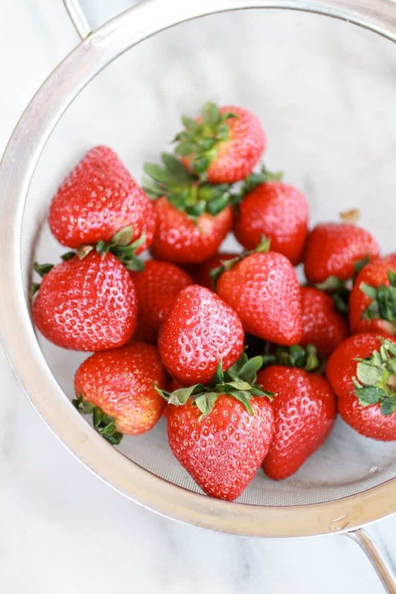 Strawberry Margarita Cream Filled Donuts | https://body-metrics.site/