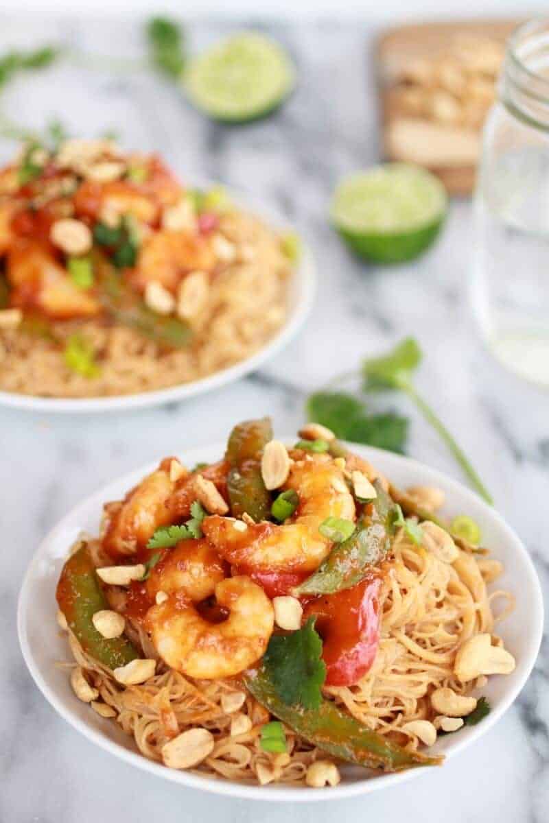 Sweet Thai Shrimp Curry with Peanut Noodles | https://body-metrics.site/