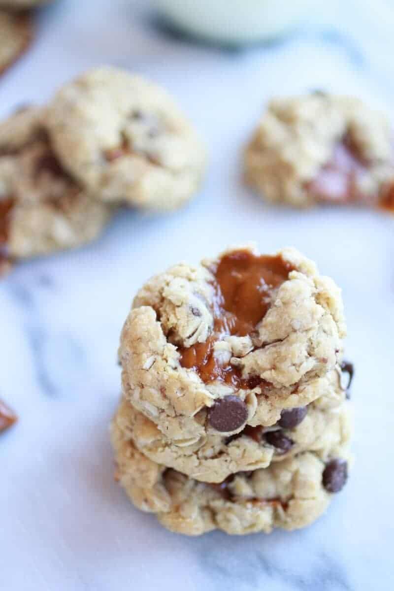 Burnt Peanut Butter Caramel Oatmeal Chocolate Chip Cookies || halfbakedharvest.com/
