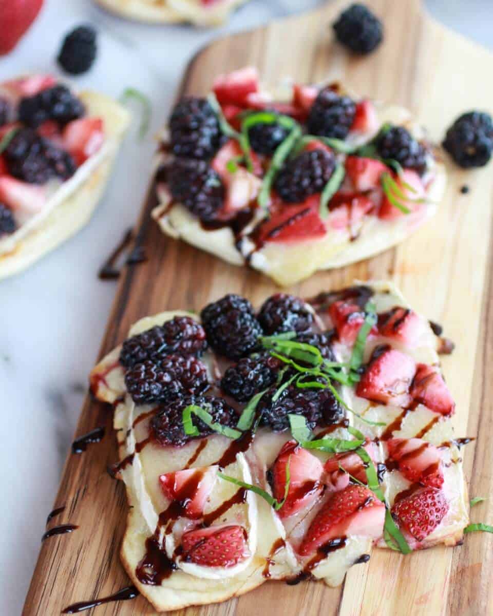 Grilled Blackberry, Strawberry, Basil and Brie Pizza Crisp | halfbakedharvest.com