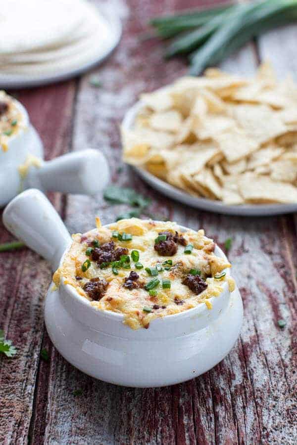Cheesy-Fontina-Caramelized-Onion-Chorizo-and-Artichoke-Dip-11