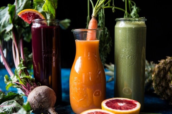 Red’s 3 Favorite Winter Juices and Smoothies- Protein Packed Matcha Smoothie-Citrus Beet Juice-Tropical Carrot Juice | halfbakedharvest.com @hbharvest