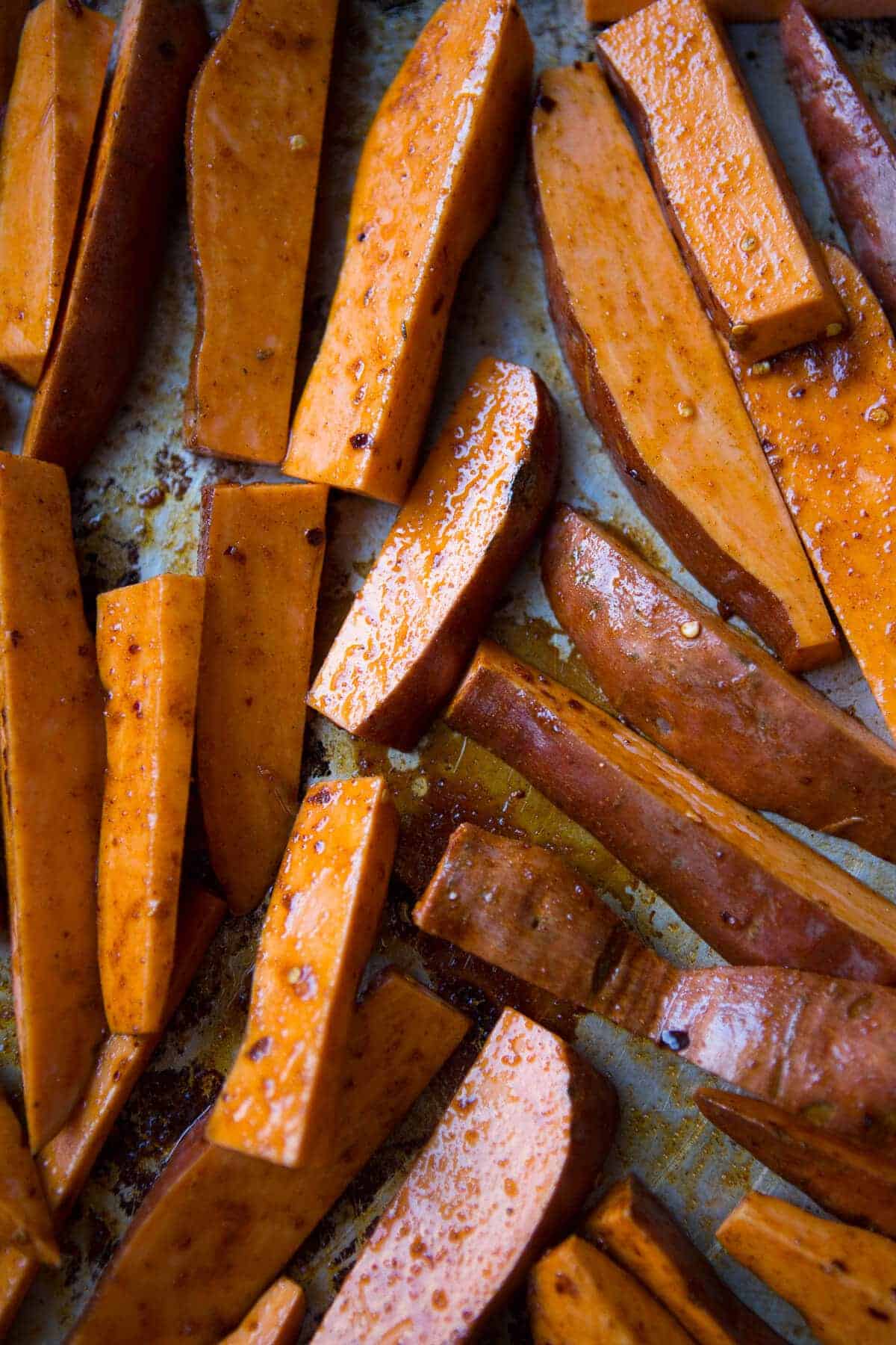 Sweet Potato and Black Bean Nachos with Green Chile Salsa | halfbakedharvest.com @hbharvest