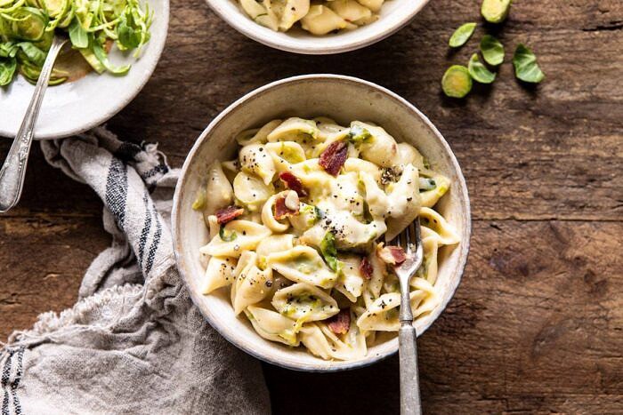 Instant Pot Irish Cheddar Bacon Mac and Cheese | halfbakedharvest.com #instantpot #macandcheese #easyrecipes #pasta #Irish horizontal photo of Instant Pot Irish Cheddar Bacon Mac and Cheese