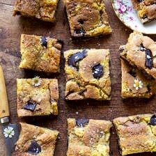Crème Fraîche Chocolate Chunk Cookie Bars | halfbakedharvest.com #cookies #chocolatechipcookies #cookiebar