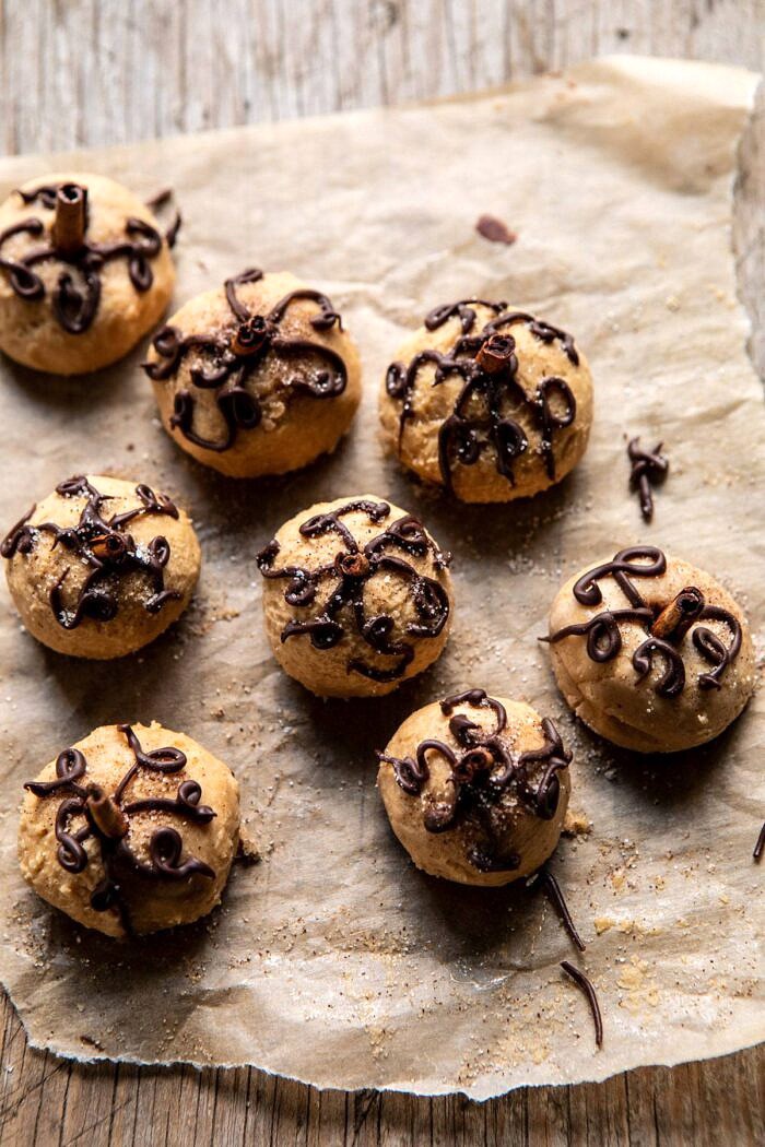 photo of mini peanut butter pumpkins