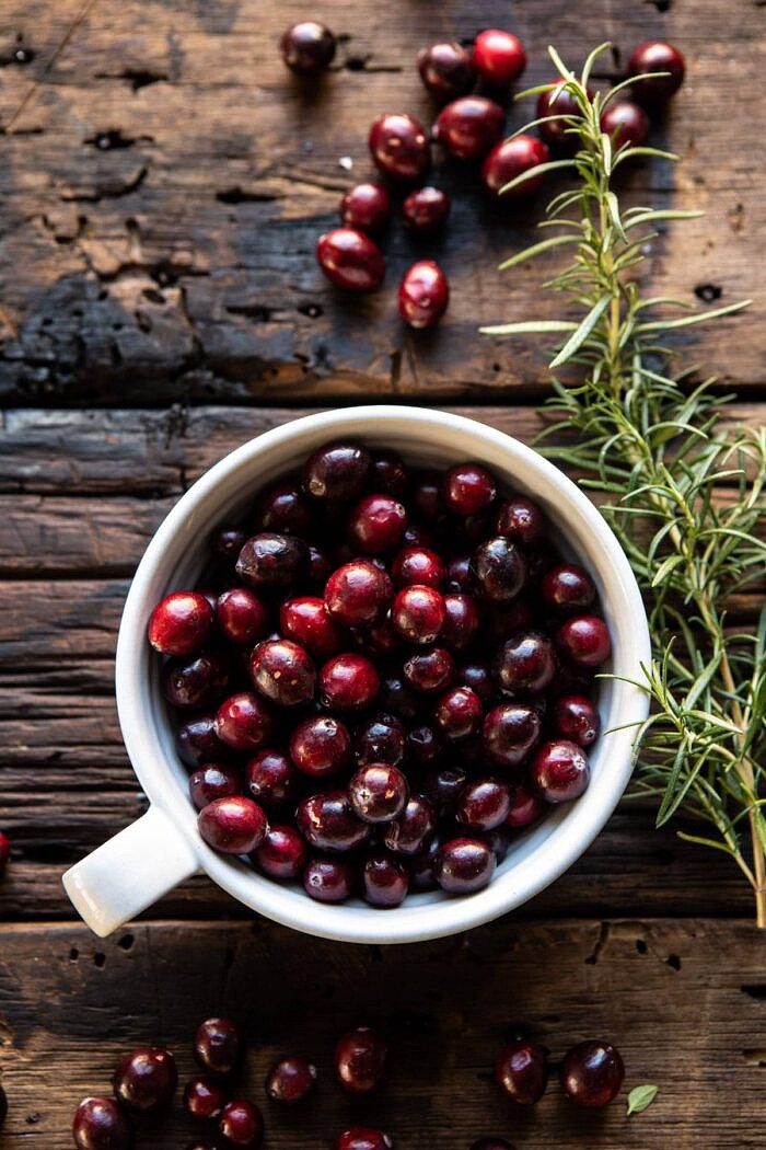 raw cranberries 