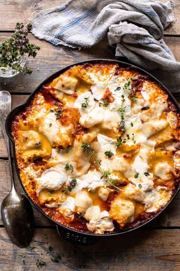 overhead photo of Simple Skillet Pesto Cheese Lasagna Roll Ups