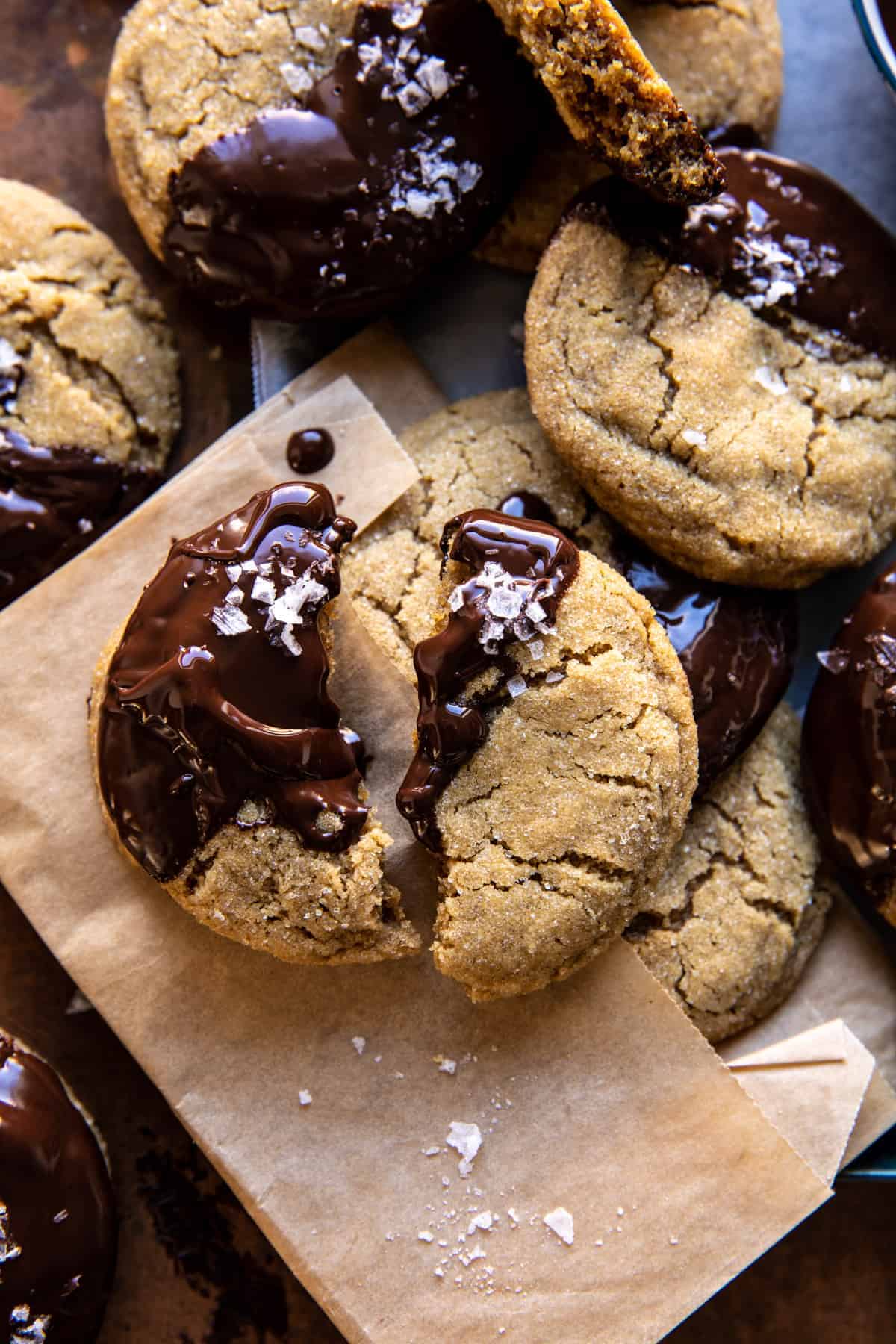 Soft and Crinkly Brown Sugar Peanut Butter Cookies | halfbakedhavrest.com
