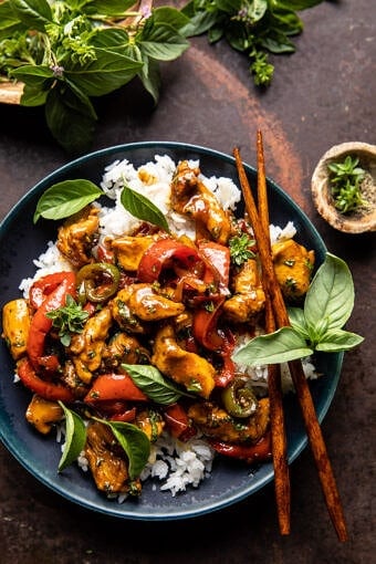 25 Minute Black Pepper Jalapeño Basil Chicken Stir Fry | halfbakedharvest.com