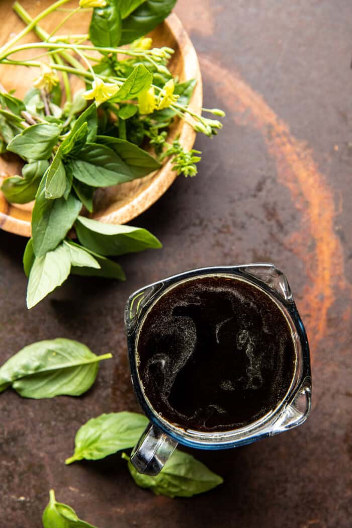 25 Minute Black Pepper Jalapeño Basil Chicken Stir Fry | halfbakedharvest.com 25 Minute Black Pepper Jalapeño Basil Chicken Stir Fry | halfbakedharvest.com