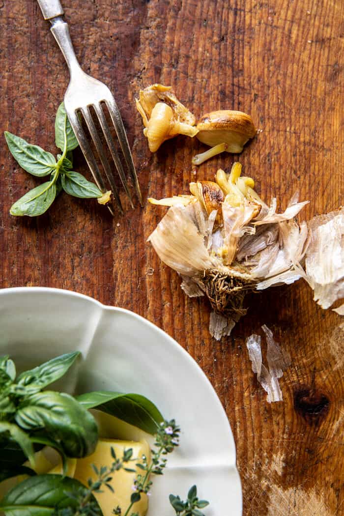 4 Cheese Roasted Garlic Alfredo Stuffed Spaghetti Squash | halffbakedharvest.com