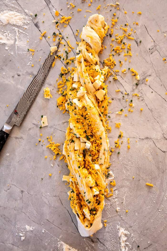 Soft Garlic Herb Cheddar Cheese Bread | halfbakedharvest.com Soft Garlic Herb Cheddar Cheese Bread | halfbakedharvest.com