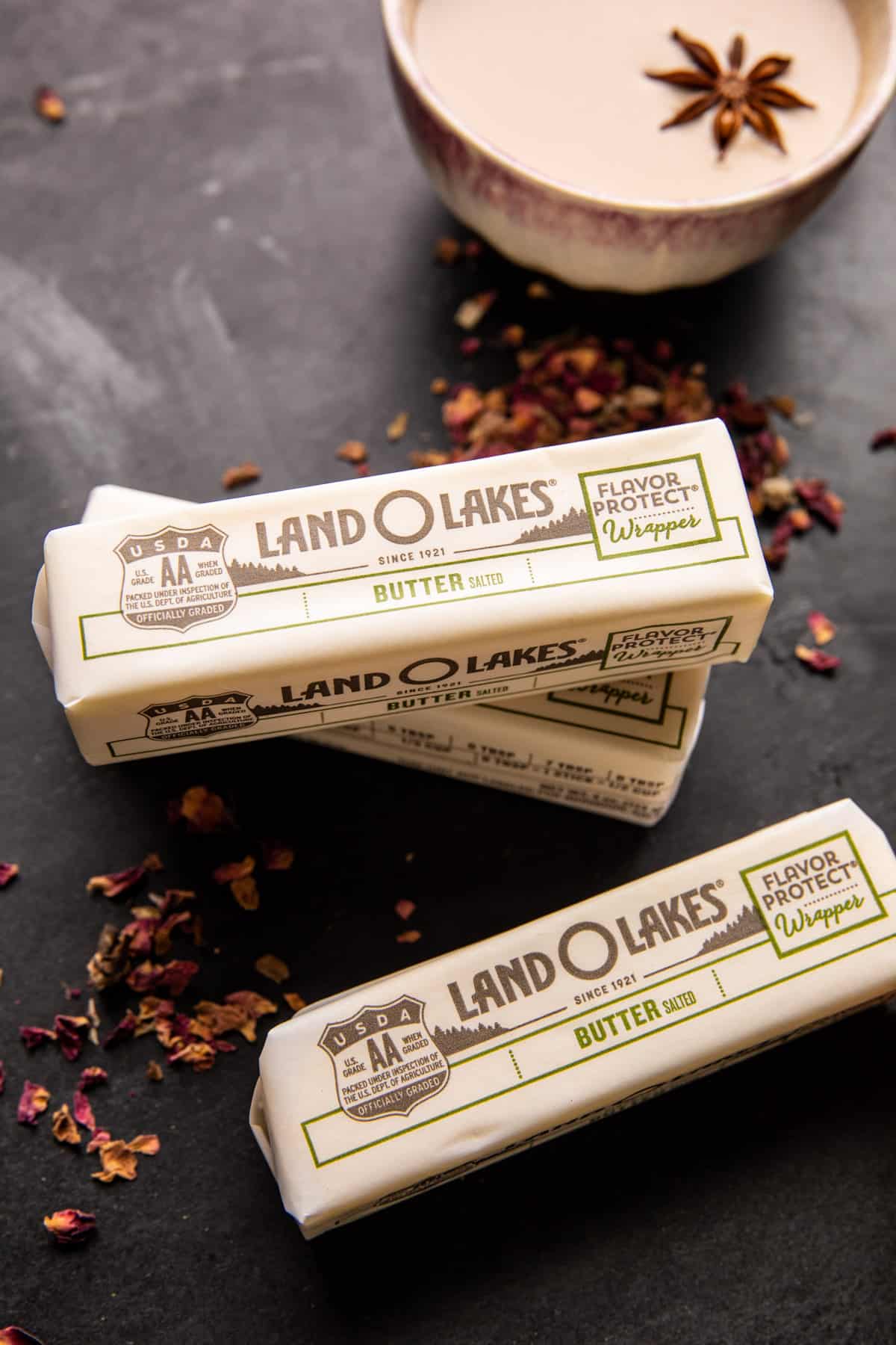 Lemon Chai Cake | halfbakedharvest.com