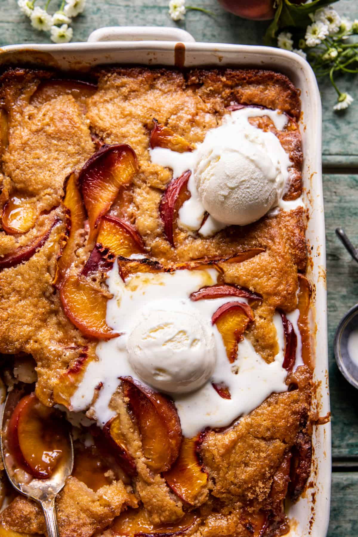 Old School Easy Brown Sugar Peach Cobbler | halfbakedharvest.com