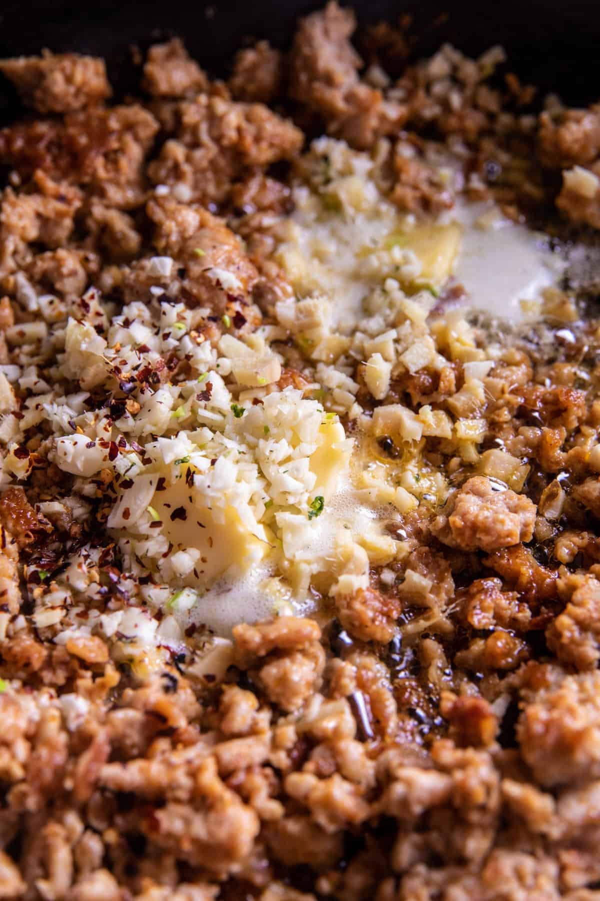 20 Minute Garlic Butter Cashew Chicken | halfbakedharvest.com