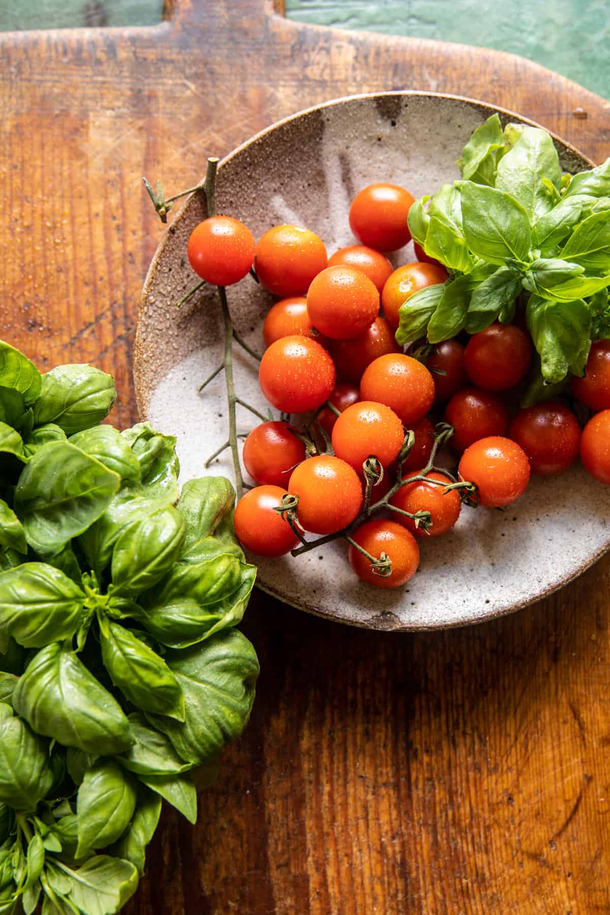 Charred Tomato Basil Chicken Florentine Pasta | halfbakedharvest.com