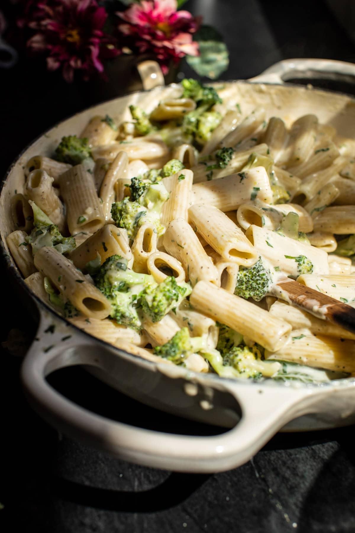 Parmesan Chicken Florentine and Broccoli Pasta | halfbakedharvext.com