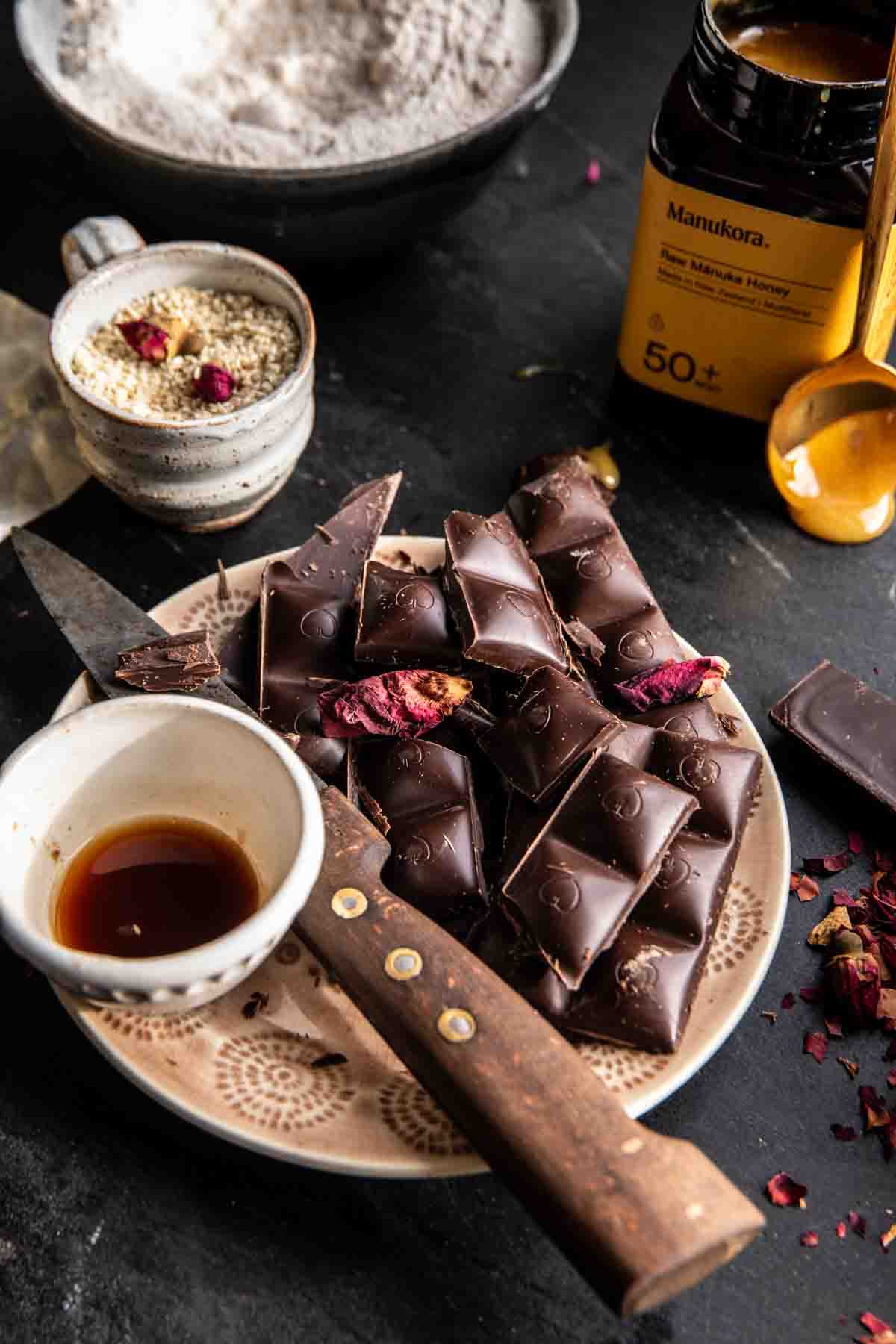 Chewy Chocolate Chunk Honey Sesame Cookies | halfbakedharvest.com