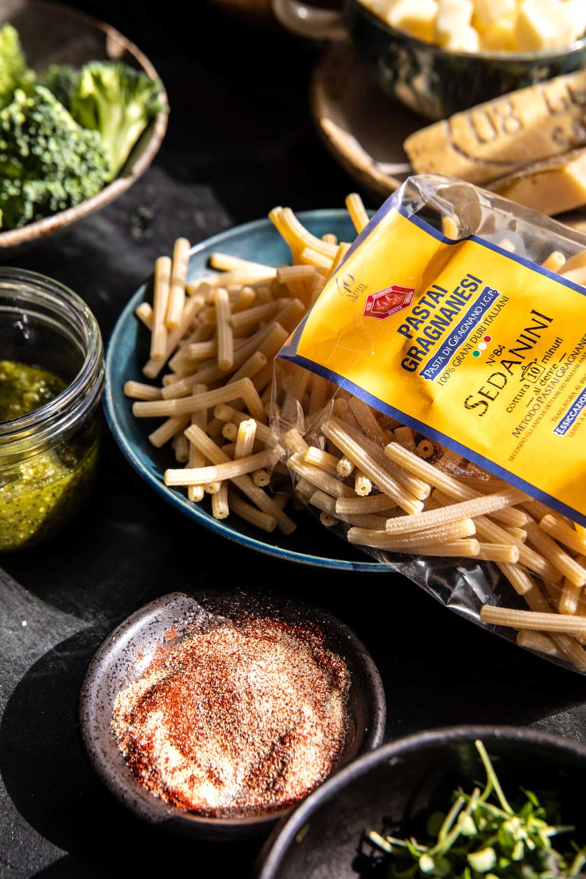 New! Super Easy One-Pot Broccoli Cheese Pesto Pasta. A creamy, cheesy pasta. Simple, but totally delicious!
https://body-metrics.site/broccoli-cheese-pesto-pasta/