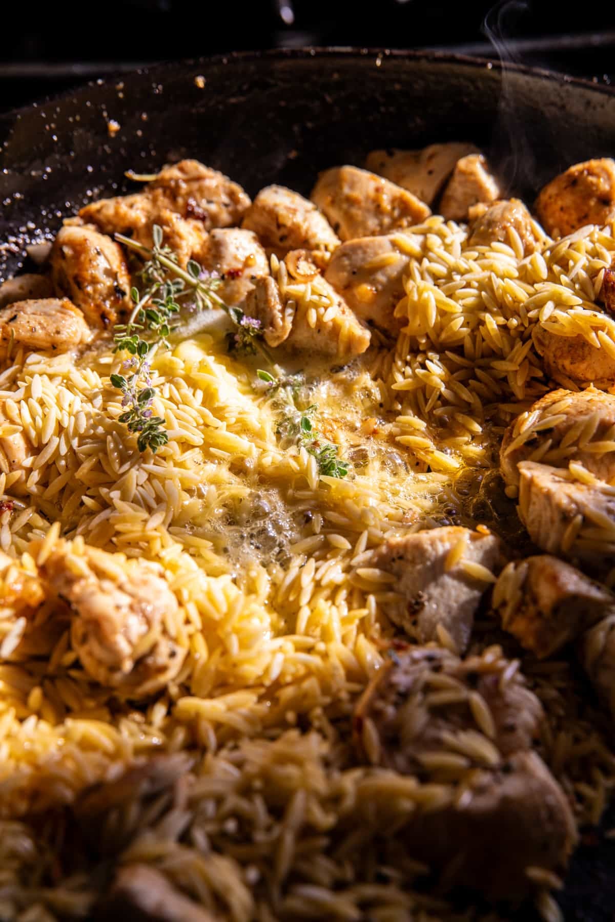 25 Minute Spinach and Artichoke Chicken Orzo | halfbakedharvest.com