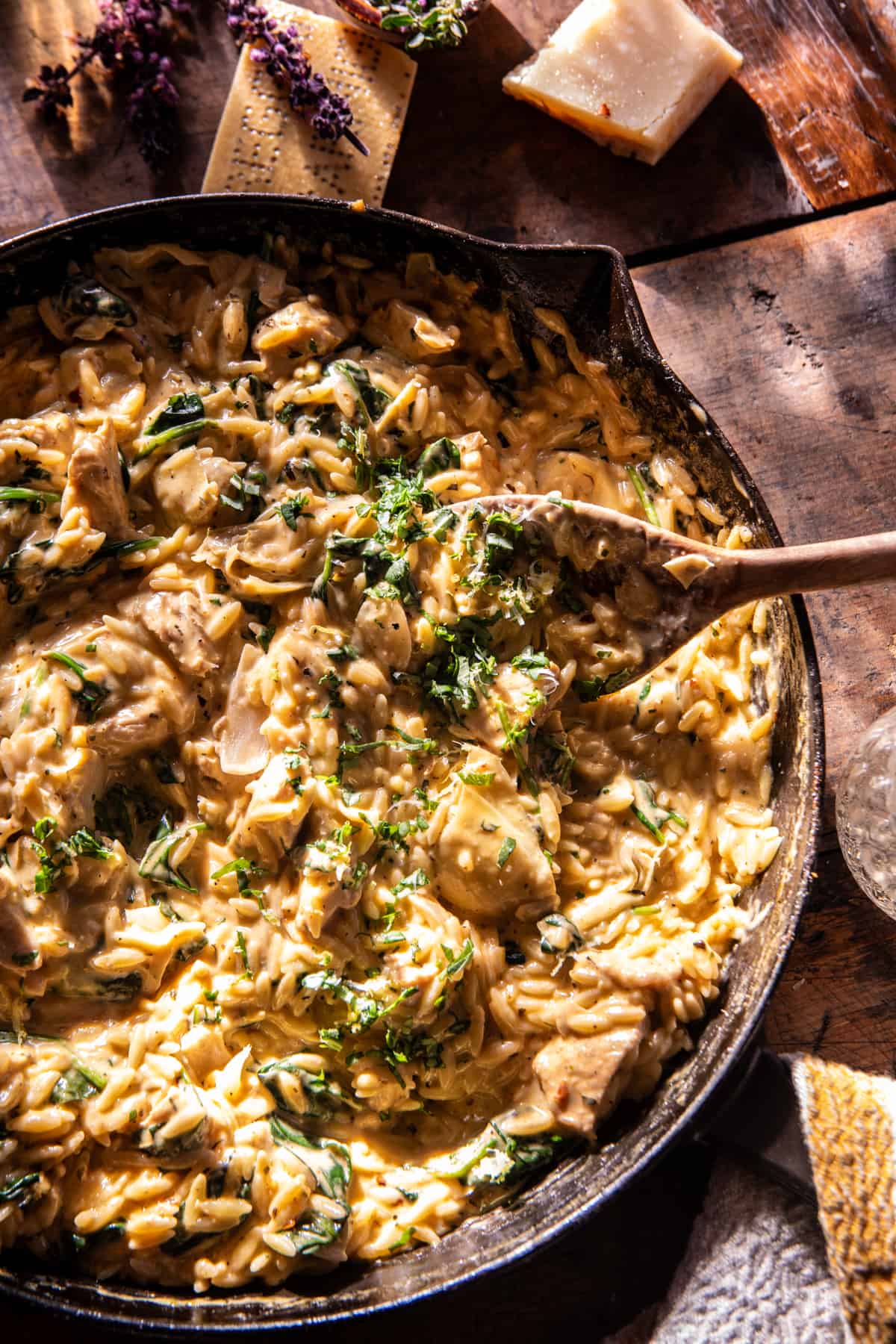 25 Minute Spinach and Artichoke Chicken Orzo | halfbakedharvest.com