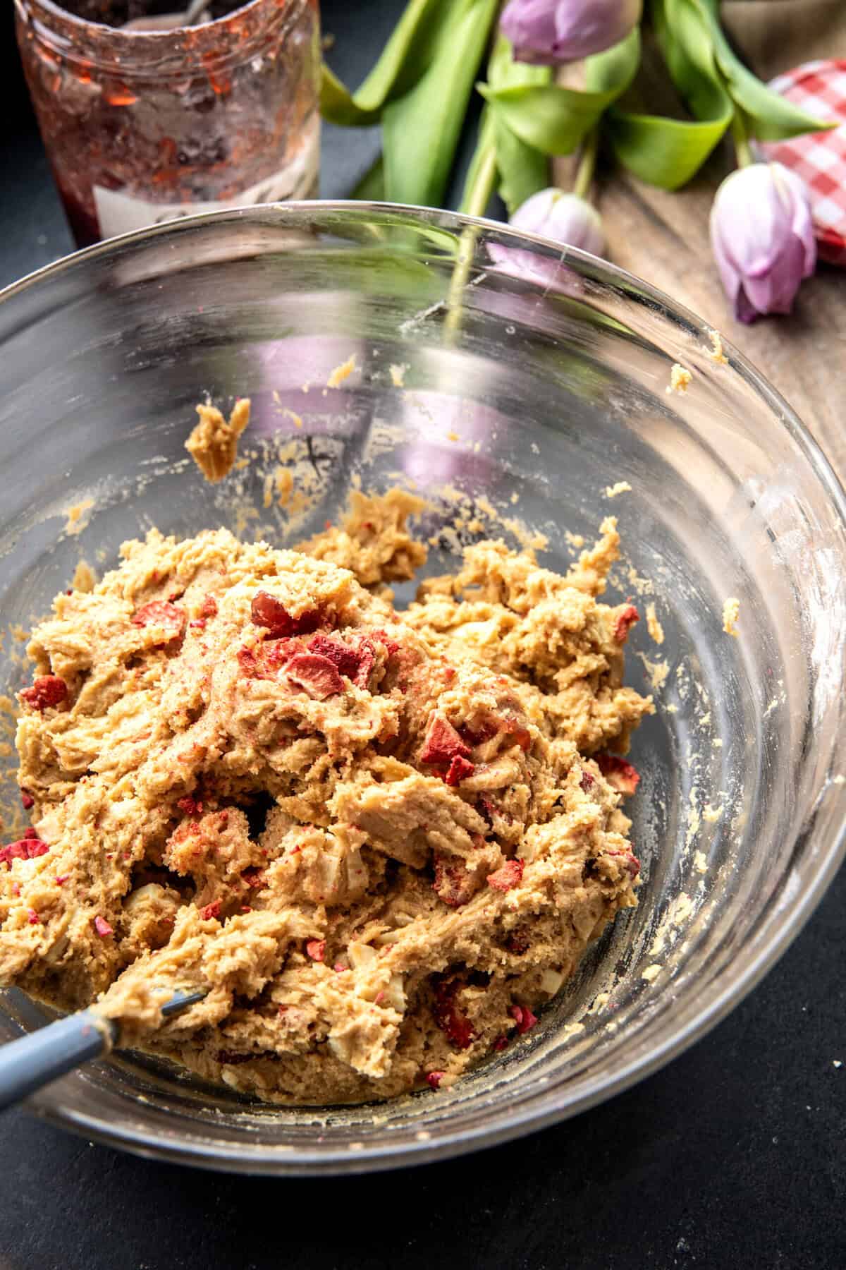 Strawberries and Cream Cookies | halfbakedharvest.com