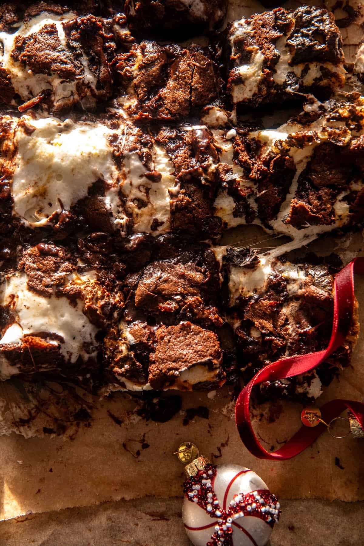 Toasted Marshmallow Hot Chocolate Bars | halfbakedharest.com