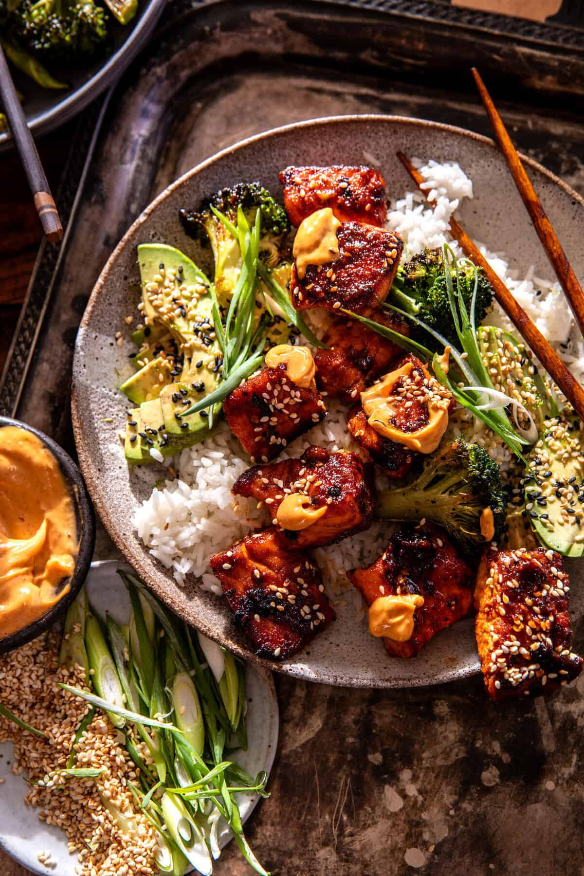 30 Minute Chili Honey Garlic Salmon Bowls | halfbakedharvets.com