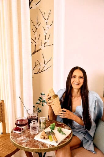 Pomegranate Thyme Spritz