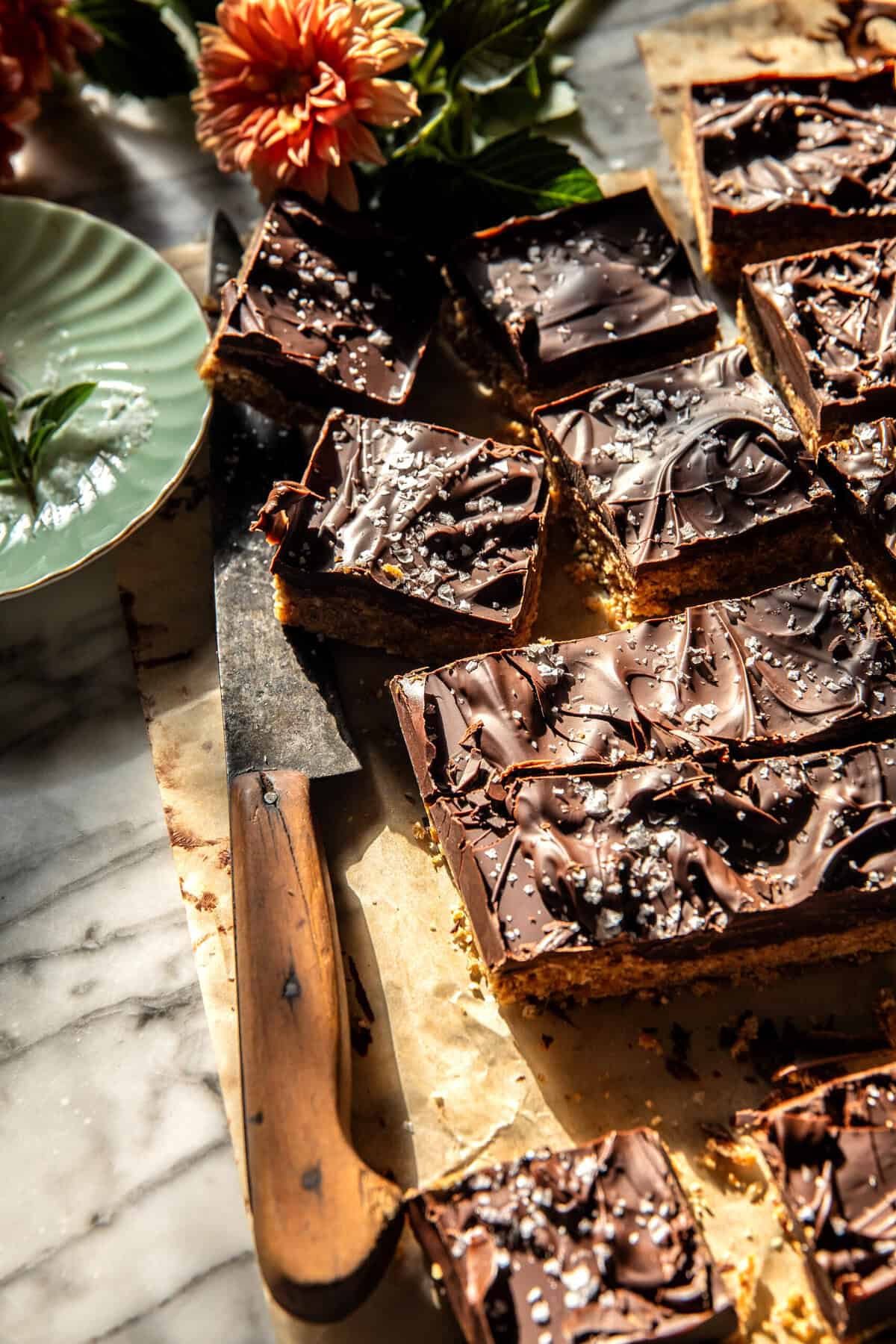 No-Bake Dark Chocolate Oatmeal Cookie Bars | halfbakedharvest.com