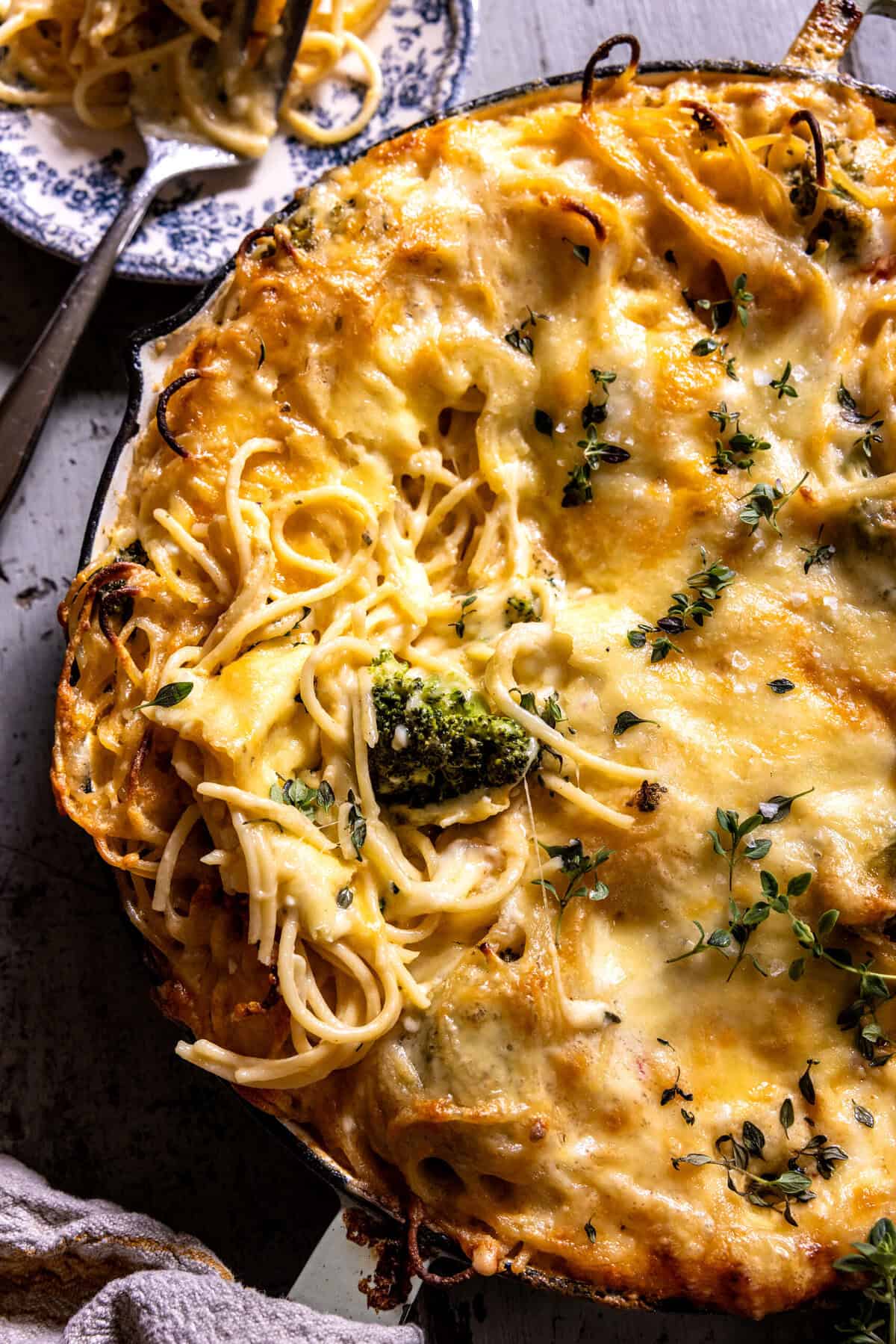 Broccoli Cheddar Spaghetti Casserole | halfbakedhavrest.com