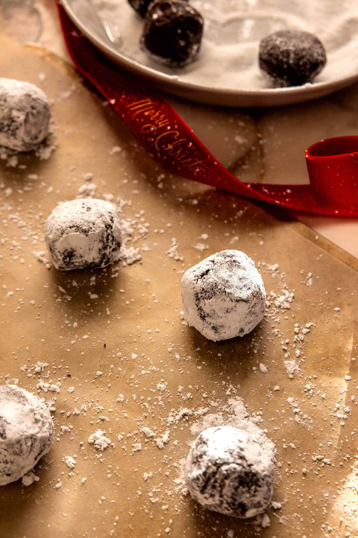 Gooey Chocolate Crinkle Cookies | halfbakedharvest.com
